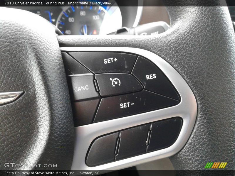 Bright White / Black/Alloy 2018 Chrysler Pacifica Touring Plus