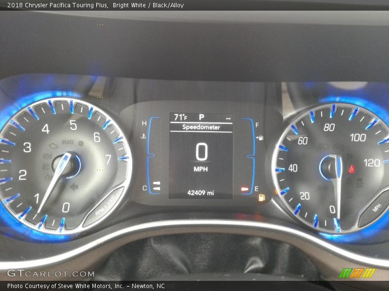 Bright White / Black/Alloy 2018 Chrysler Pacifica Touring Plus