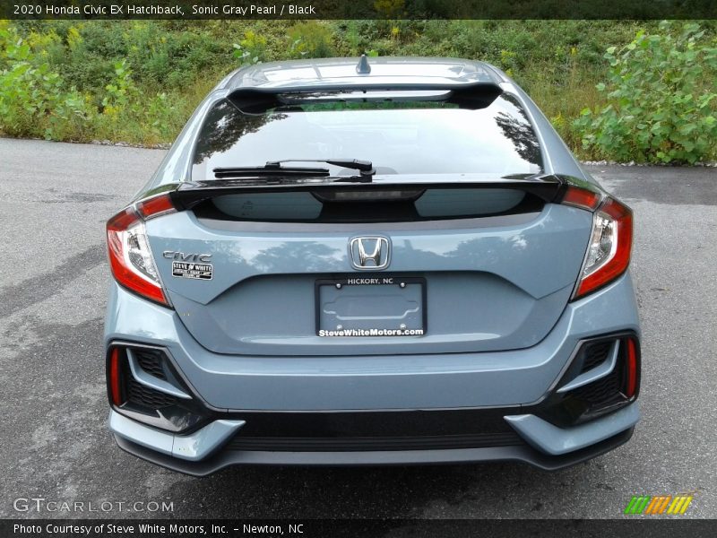 Sonic Gray Pearl / Black 2020 Honda Civic EX Hatchback