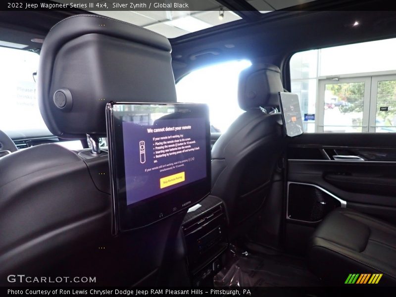 Entertainment System of 2022 Wagoneer Series III 4x4