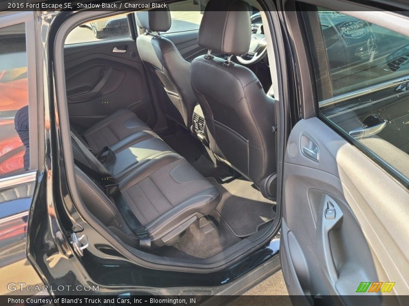 Shadow Black / Charcoal Black 2016 Ford Escape SE