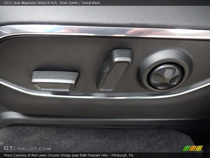Silver Zynith / Global Black 2022 Jeep Wagoneer Series III 4x4