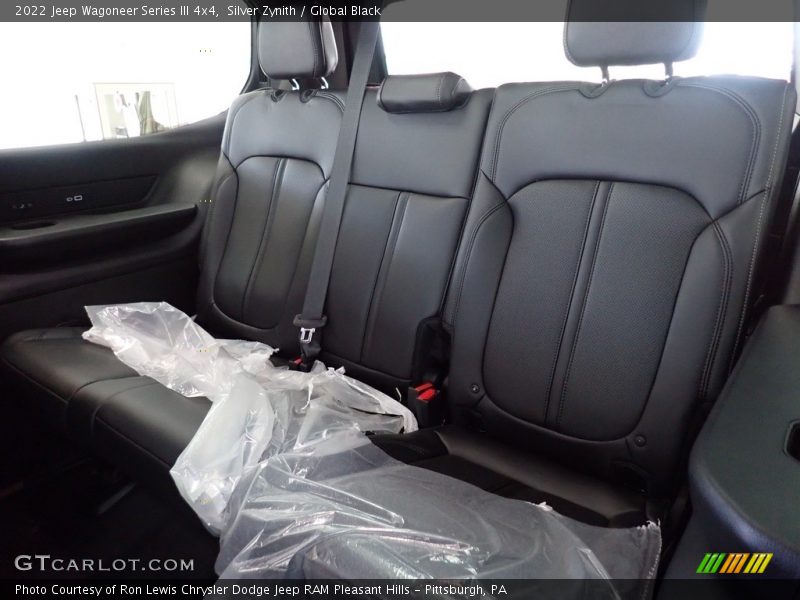 Silver Zynith / Global Black 2022 Jeep Wagoneer Series III 4x4