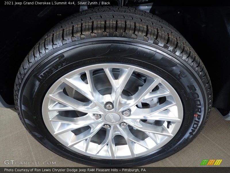 Silver Zynith / Black 2021 Jeep Grand Cherokee L Summit 4x4