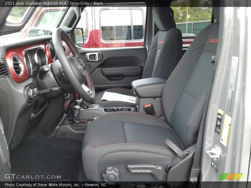 Front Seat of 2021 Gladiator Rubicon 4x4