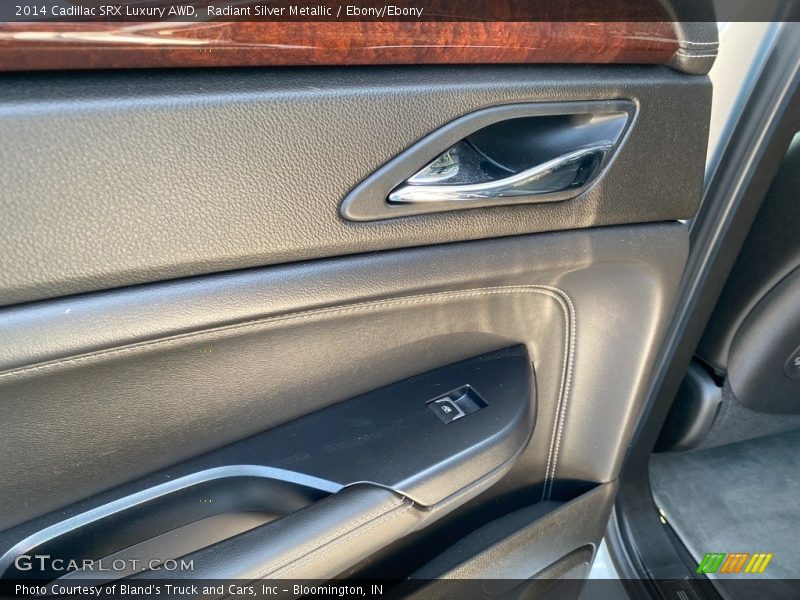 Radiant Silver Metallic / Ebony/Ebony 2014 Cadillac SRX Luxury AWD