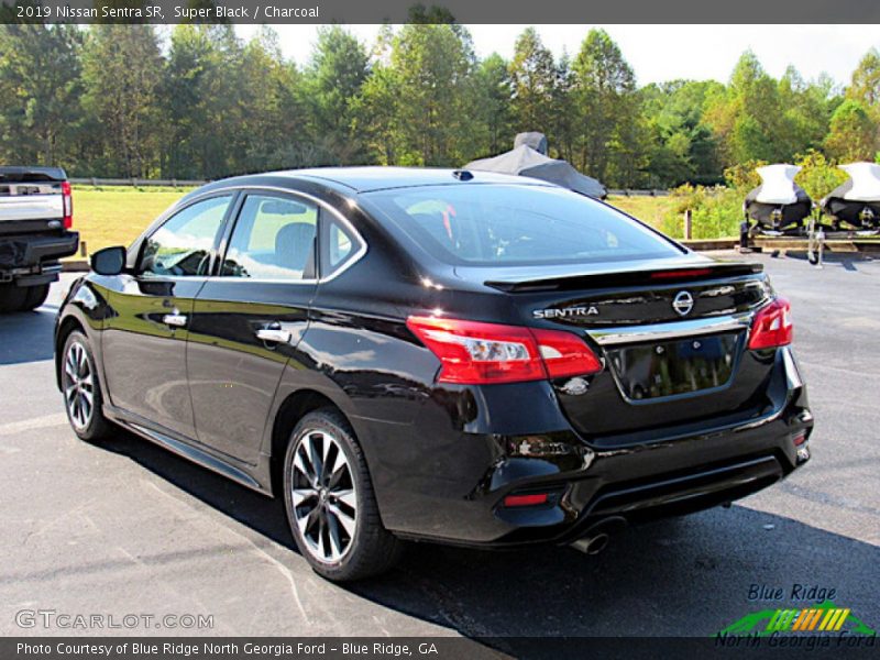 Super Black / Charcoal 2019 Nissan Sentra SR
