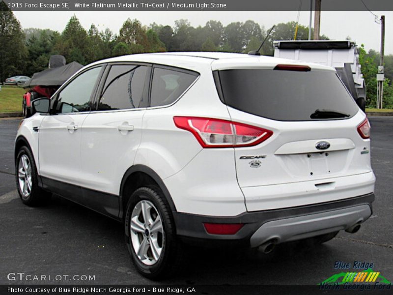 White Platinum Metallic Tri-Coat / Medium Light Stone 2015 Ford Escape SE