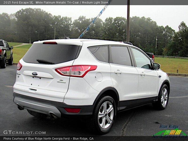 White Platinum Metallic Tri-Coat / Medium Light Stone 2015 Ford Escape SE