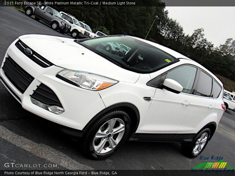 White Platinum Metallic Tri-Coat / Medium Light Stone 2015 Ford Escape SE