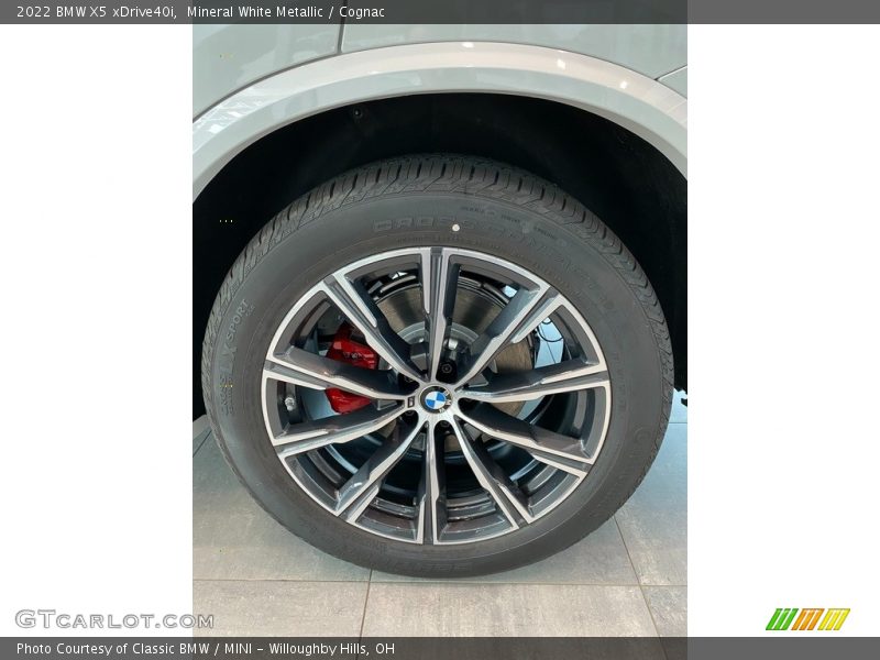 Mineral White Metallic / Cognac 2022 BMW X5 xDrive40i