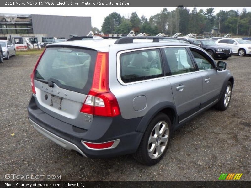 Electric Silver Metallic / Sandstone Beige 2011 Volvo XC70 T6 AWD