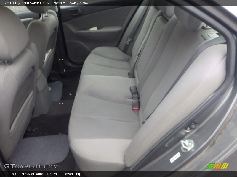 Radiant Silver / Gray 2010 Hyundai Sonata GLS