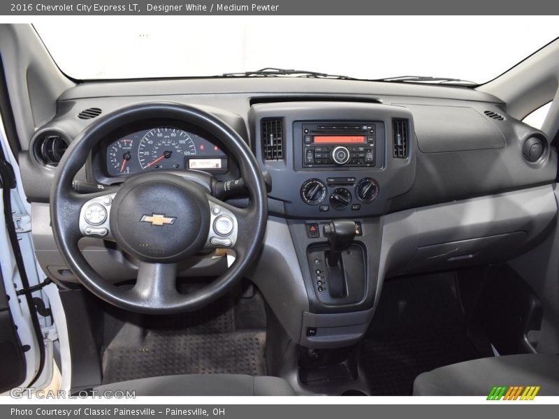 Dashboard of 2016 City Express LT