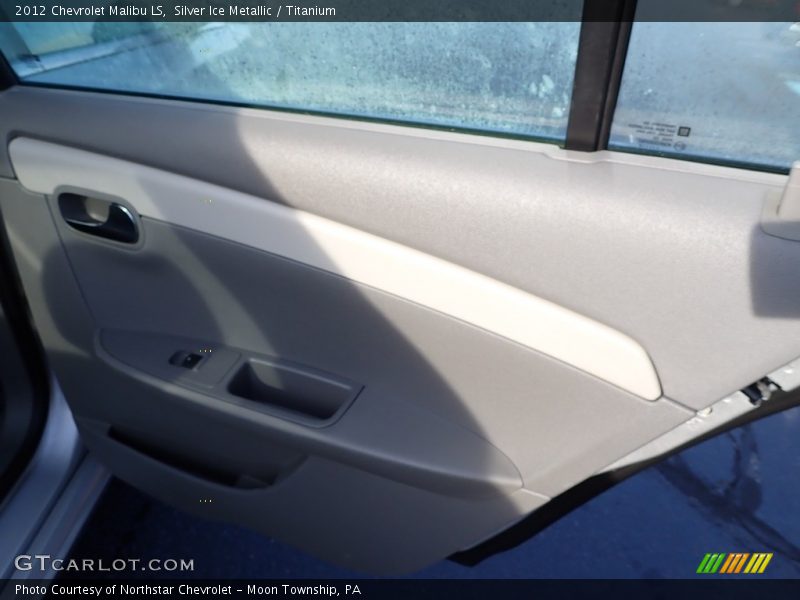Silver Ice Metallic / Titanium 2012 Chevrolet Malibu LS