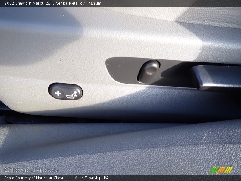 Silver Ice Metallic / Titanium 2012 Chevrolet Malibu LS