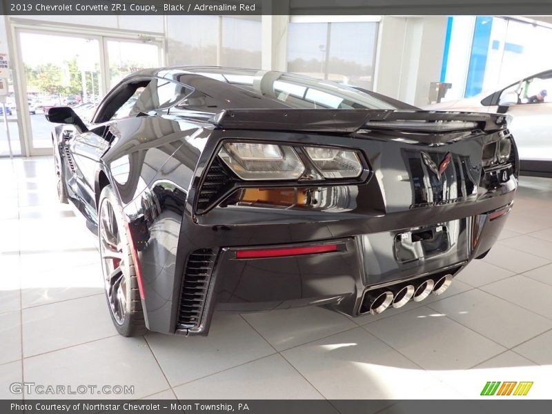 Black / Adrenaline Red 2019 Chevrolet Corvette ZR1 Coupe