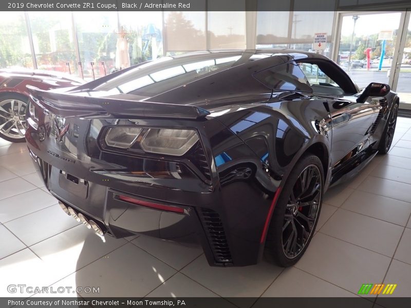 Black / Adrenaline Red 2019 Chevrolet Corvette ZR1 Coupe