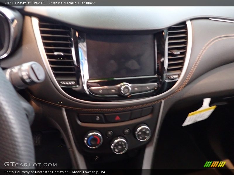 Silver Ice Metallic / Jet Black 2021 Chevrolet Trax LS