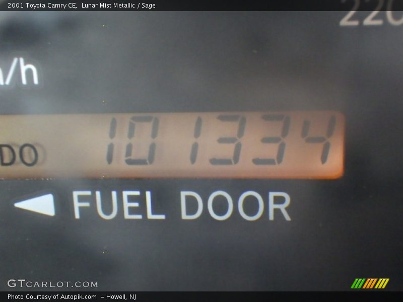 Lunar Mist Metallic / Sage 2001 Toyota Camry CE
