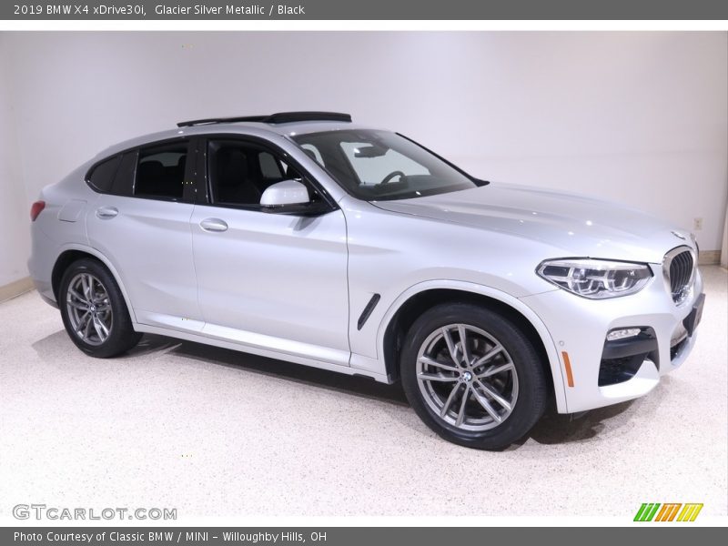 Glacier Silver Metallic / Black 2019 BMW X4 xDrive30i
