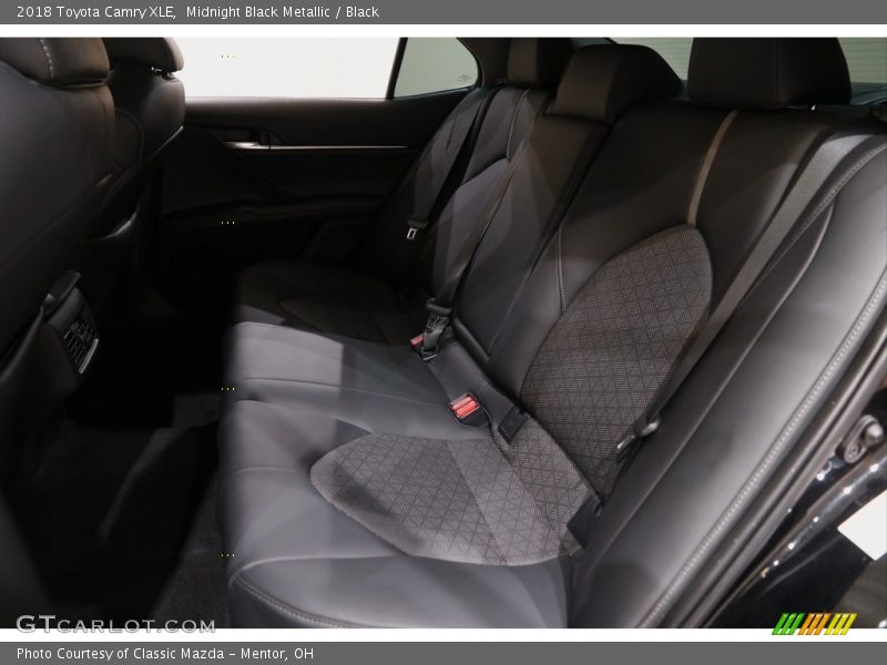 Midnight Black Metallic / Black 2018 Toyota Camry XLE