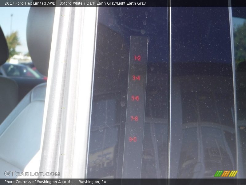 Oxford White / Dark Earth Gray/Light Earth Gray 2017 Ford Flex Limited AWD