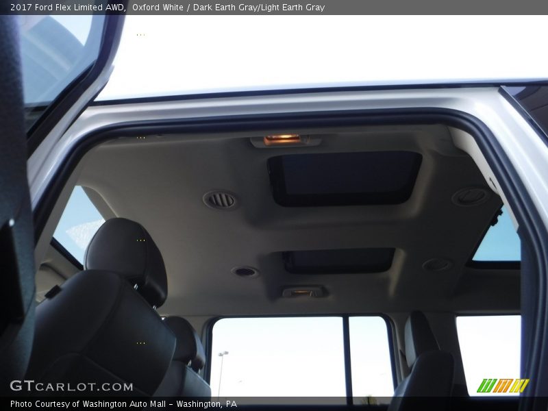 Oxford White / Dark Earth Gray/Light Earth Gray 2017 Ford Flex Limited AWD
