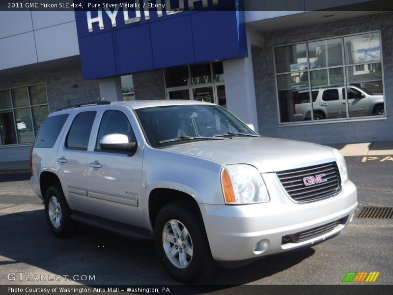 Pure Silver Metallic / Ebony 2011 GMC Yukon SLE 4x4