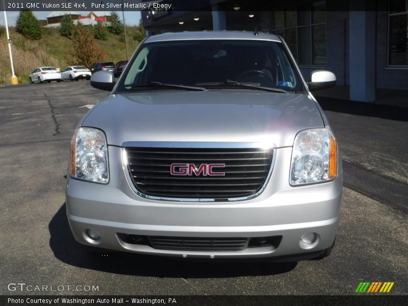 Pure Silver Metallic / Ebony 2011 GMC Yukon SLE 4x4