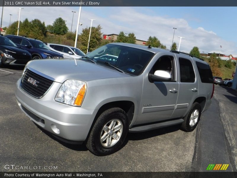 Pure Silver Metallic / Ebony 2011 GMC Yukon SLE 4x4