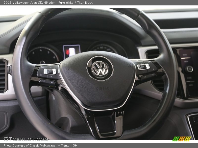 Pure White / Titan Black 2018 Volkswagen Atlas SEL 4Motion