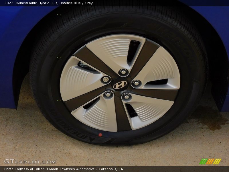  2022 Ioniq Hybrid Blue Wheel