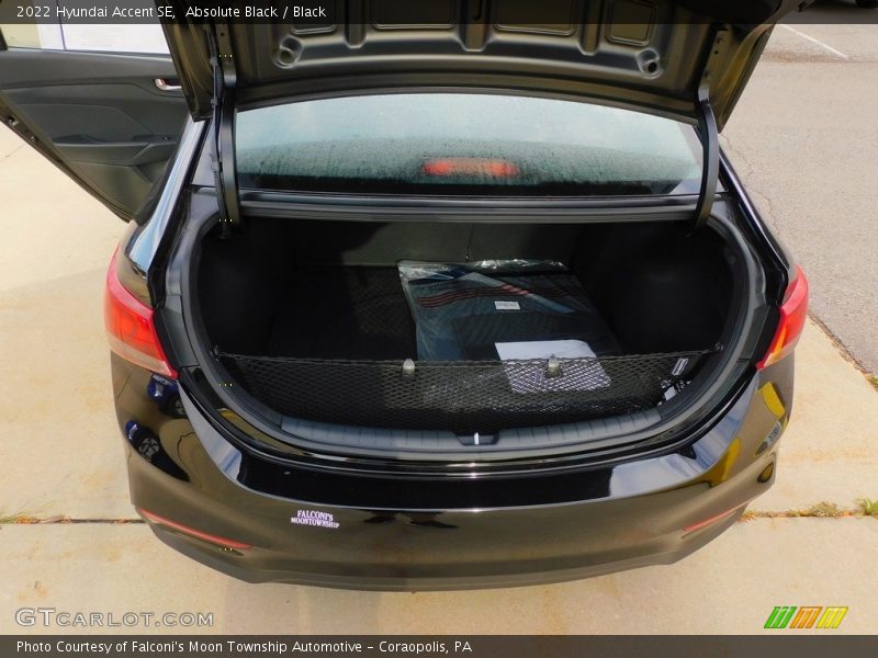 Absolute Black / Black 2022 Hyundai Accent SE