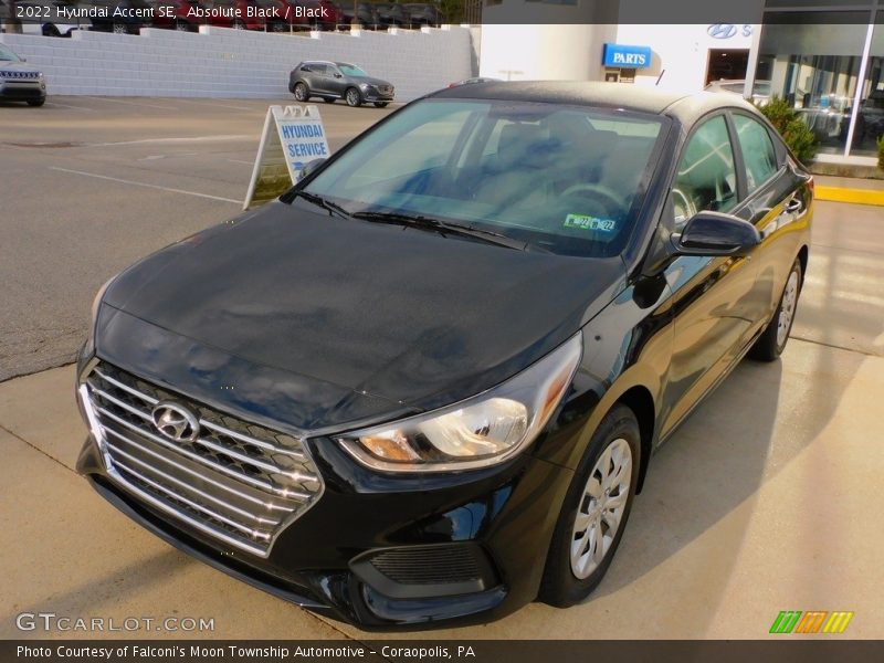 Absolute Black / Black 2022 Hyundai Accent SE