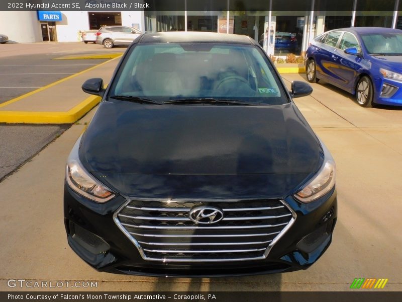 Absolute Black / Black 2022 Hyundai Accent SE
