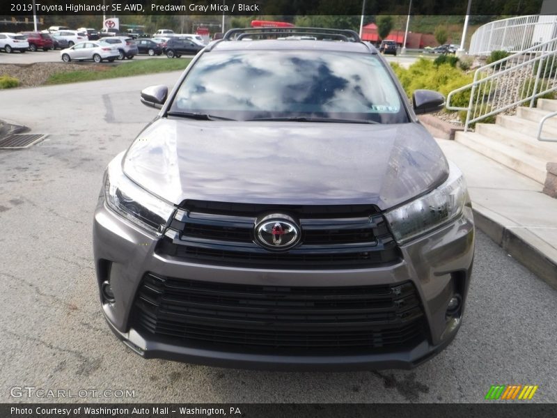 Predawn Gray Mica / Black 2019 Toyota Highlander SE AWD