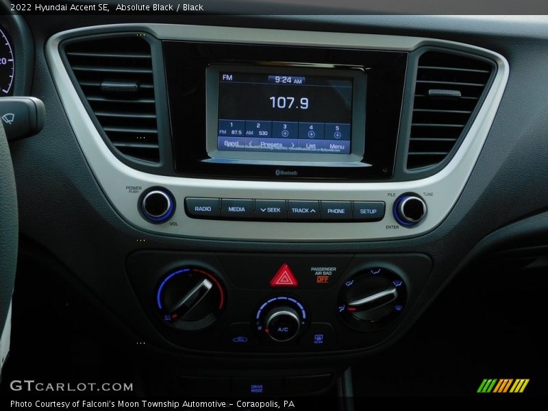 Absolute Black / Black 2022 Hyundai Accent SE