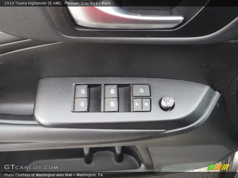 Predawn Gray Mica / Black 2019 Toyota Highlander SE AWD