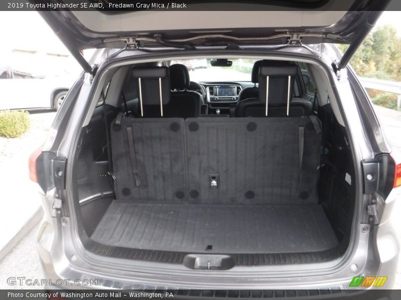 Predawn Gray Mica / Black 2019 Toyota Highlander SE AWD