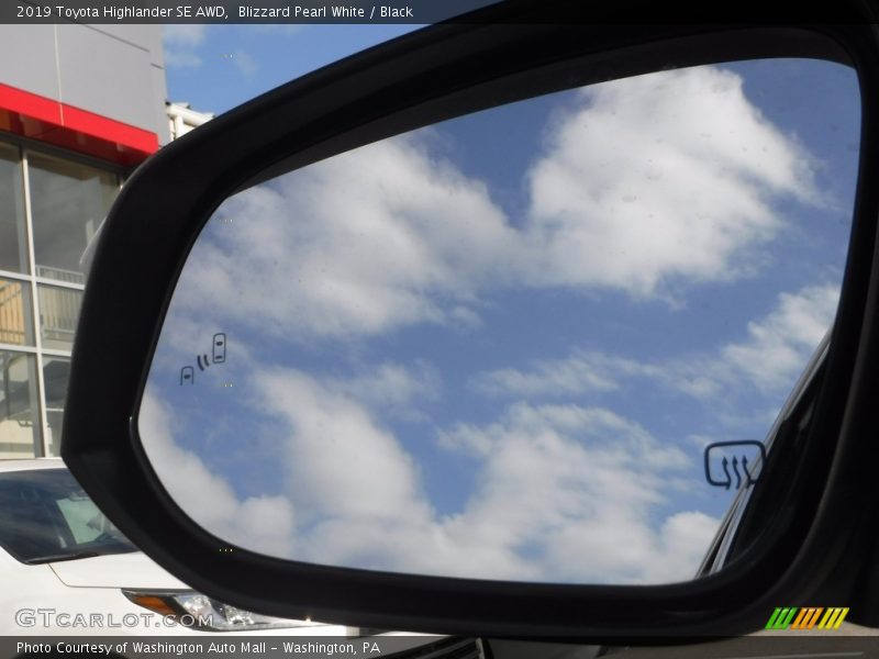 Blizzard Pearl White / Black 2019 Toyota Highlander SE AWD