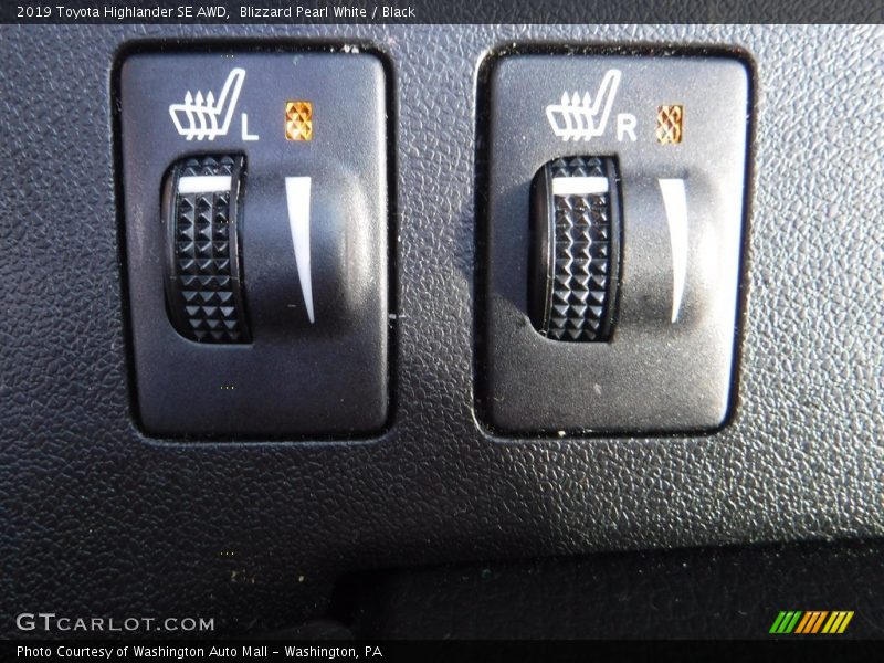 Blizzard Pearl White / Black 2019 Toyota Highlander SE AWD