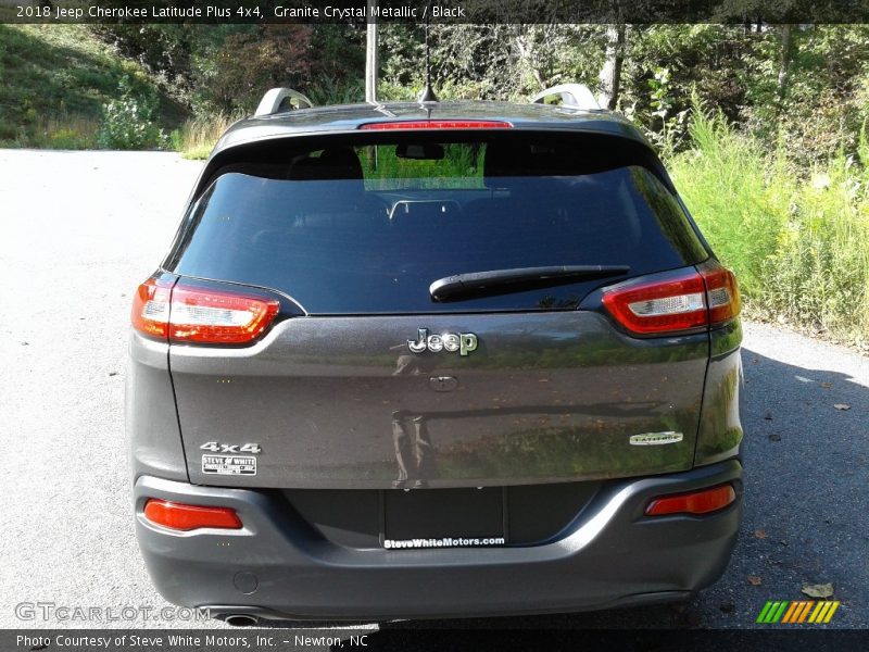 Granite Crystal Metallic / Black 2018 Jeep Cherokee Latitude Plus 4x4