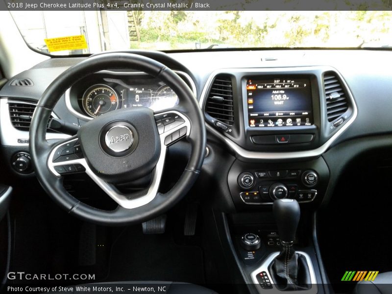 Granite Crystal Metallic / Black 2018 Jeep Cherokee Latitude Plus 4x4