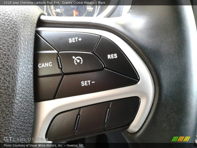Granite Crystal Metallic / Black 2018 Jeep Cherokee Latitude Plus 4x4