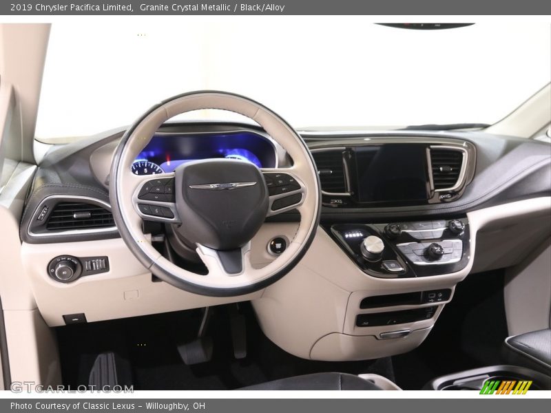 Granite Crystal Metallic / Black/Alloy 2019 Chrysler Pacifica Limited