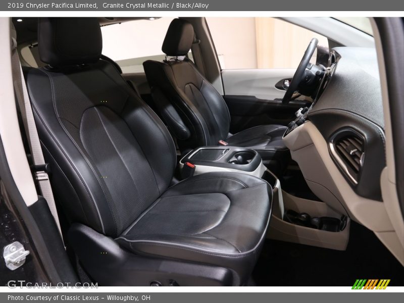 Granite Crystal Metallic / Black/Alloy 2019 Chrysler Pacifica Limited