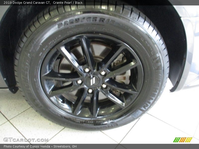 Granite Pearl / Black 2019 Dodge Grand Caravan GT