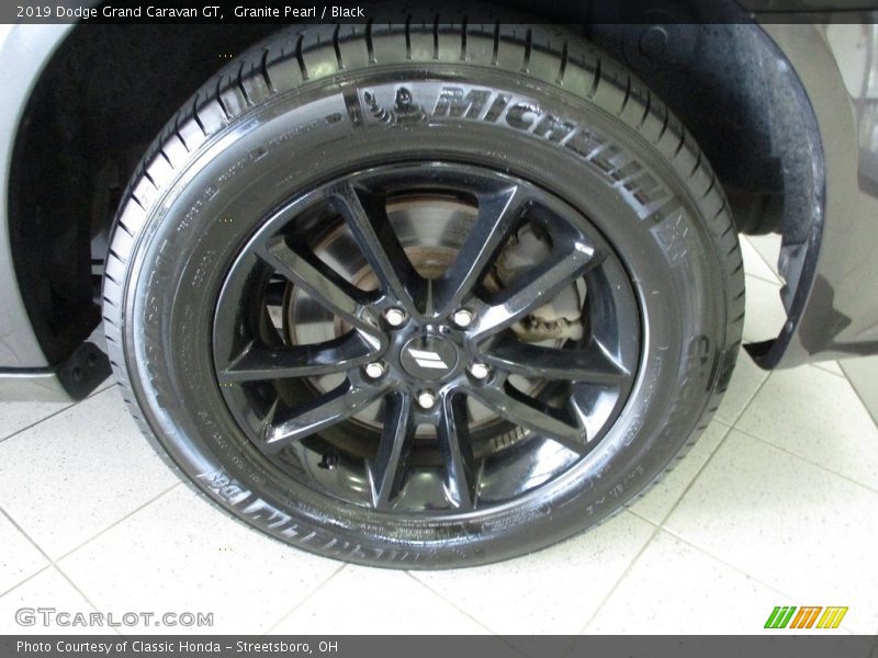 Granite Pearl / Black 2019 Dodge Grand Caravan GT