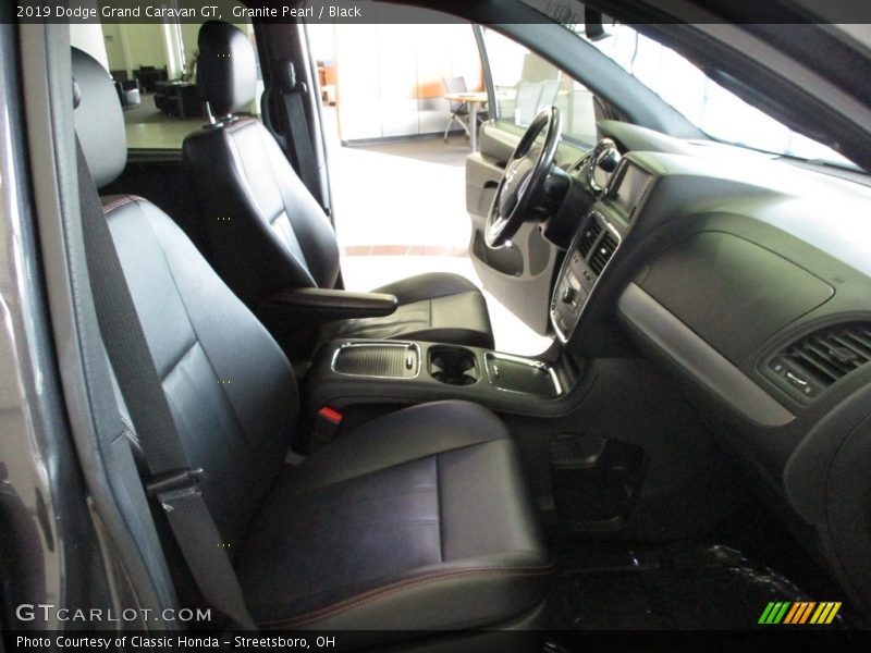 Granite Pearl / Black 2019 Dodge Grand Caravan GT
